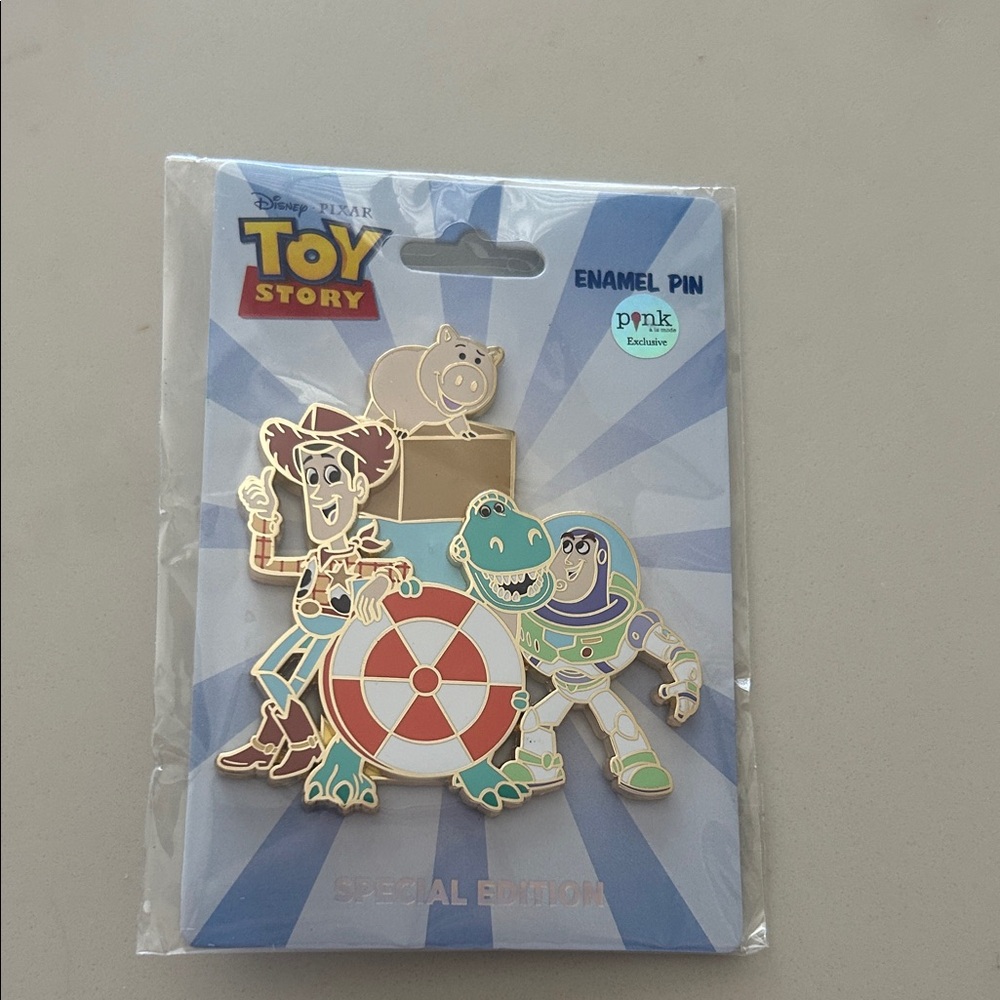 Toy Story Pink A La Mode Exclusive